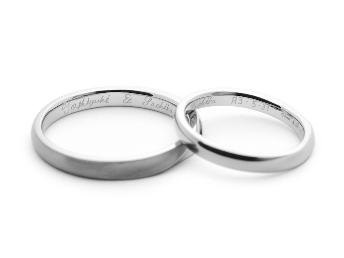 ブラックゴールドのふたひねりにブルーのダイヤモンドが美しい手作り結婚指輪2021.04.11 2