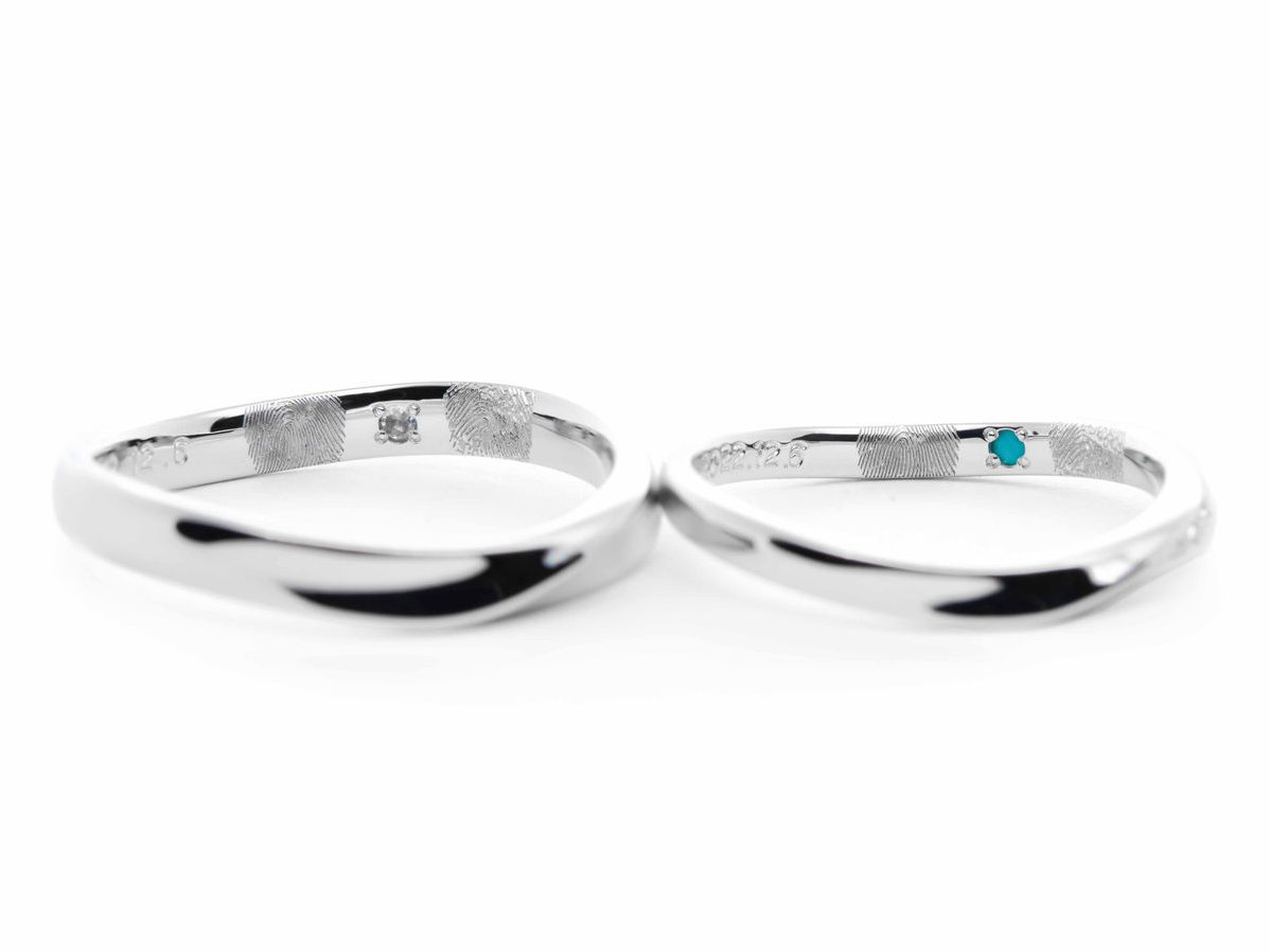 ふたひねりのデザインに指紋を彫りこんだオーダーメイド結婚指輪 茨城 Atsushi & Rina 2022.11.03 2