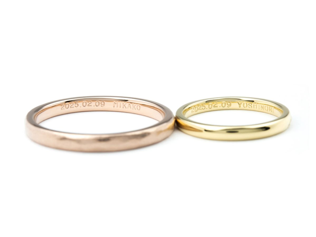 ストレートの甲丸にそれぞれお好みの加工を施した結婚指輪 2