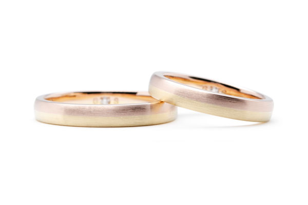 ライムゴールドとローズゴールドの手作り結婚指輪