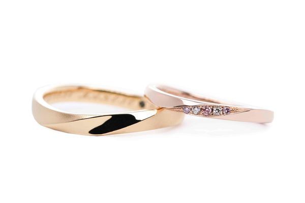 ウェーブふたひねりの手作り結婚指輪