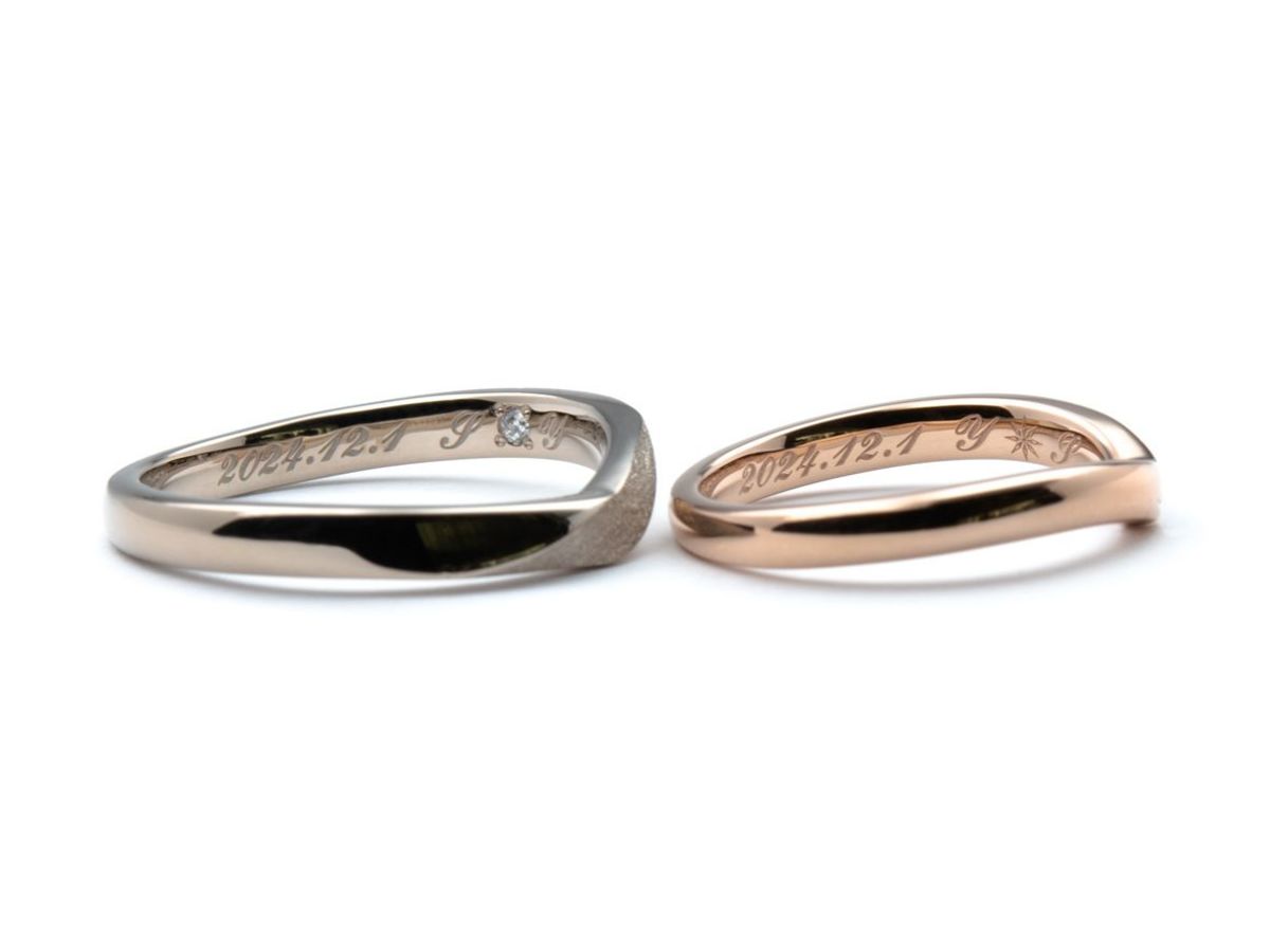 シャンパンゴールドとローズゴールドで作るV字シルエットの結婚指輪 3