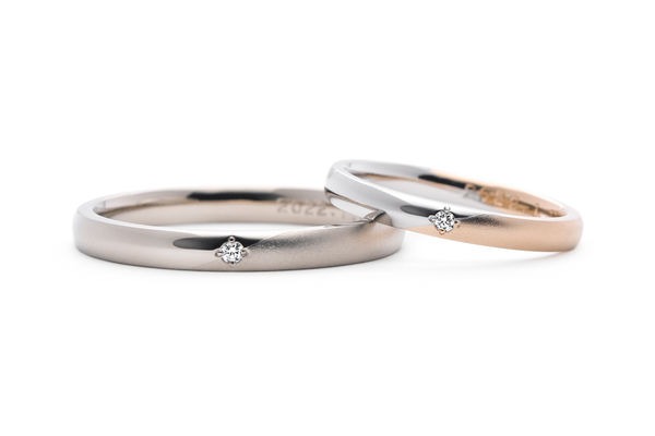 お好みのお素材とお揃いの加工を組み合わせた手作り結婚指輪