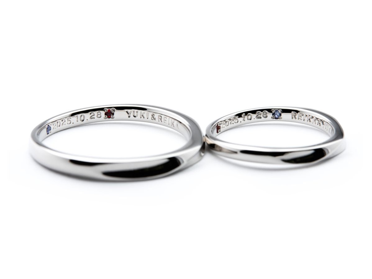 緩やかなU字ふたひねりの結婚指輪 2